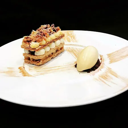 Logis De Tuinkamer Hotel 3*